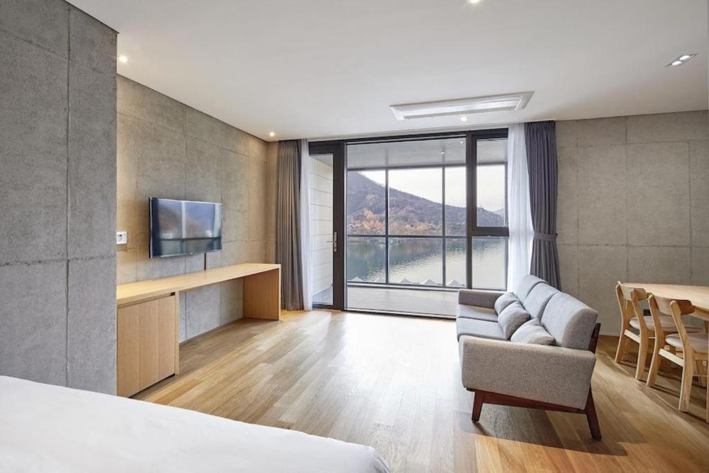 Hotel Haus Gapyeong Extérieur photo