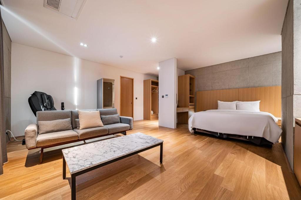 Hotel Haus Gapyeong Extérieur photo